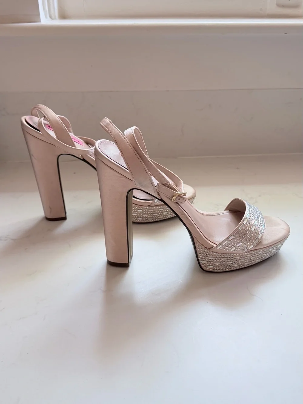 Betsey Johnson gorgeous betsey